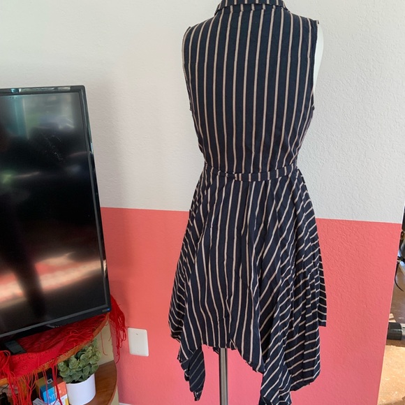 Doe and Rae Striped Navy Dress with Handkerchief Hem and Tie Waist (size Small) - Picture 3 of 4